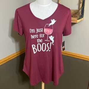 Halloween “I’m just here for the Boos!” Maroon v neck short sleeve shirt size M